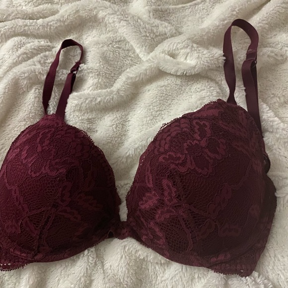 Burgundy 36C bra - Picture 2 of 2